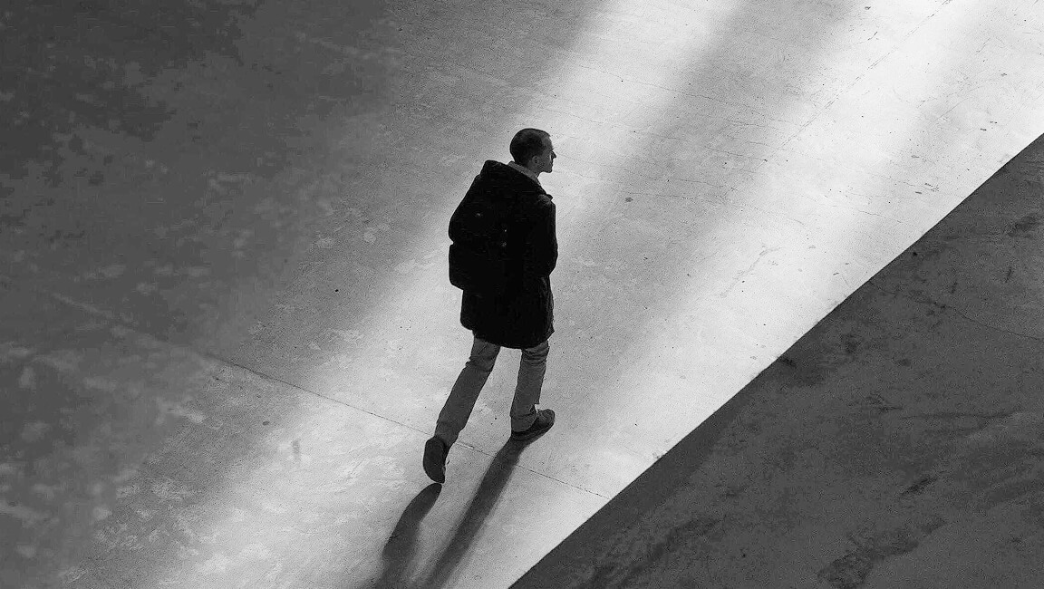 WALKING YOUR LIFE with SNEAKER.