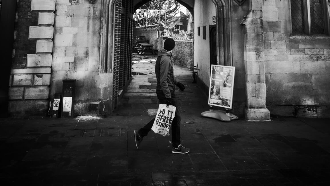 WALKING YOUR LIFE with SNEAKER.